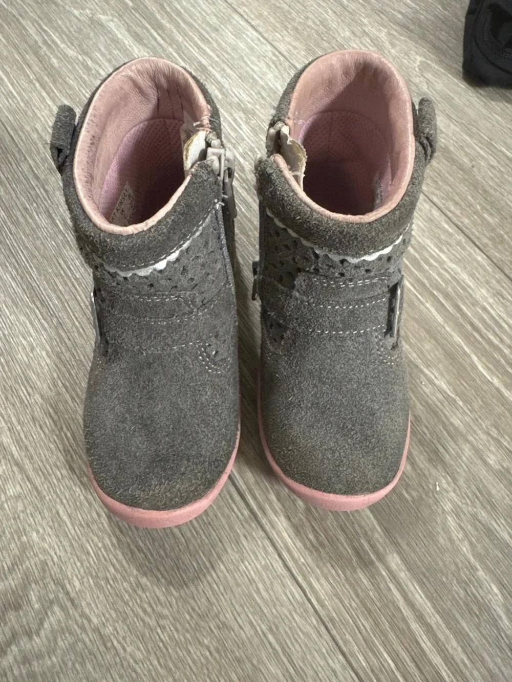 Stride Rite gray and pink boots size 5.5